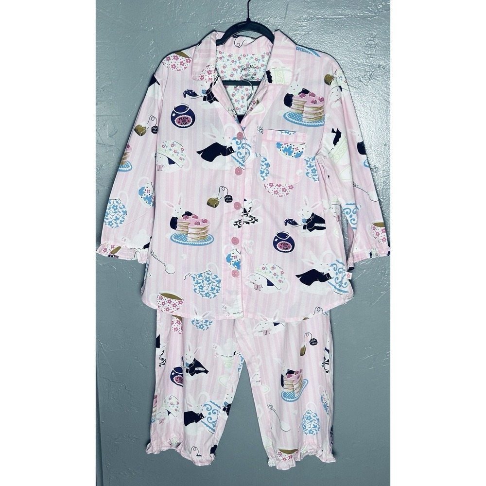 Nick & Nora, featuring a whimsical bunny and tea party print Size L 100% Cotton